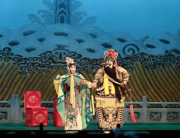 Beijing's First Teahouse-Style Peking Opera Theatre | Liyuan