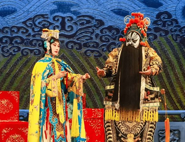 Beijing's First Teahouse-Style Peking Opera Theatre | Liyuan