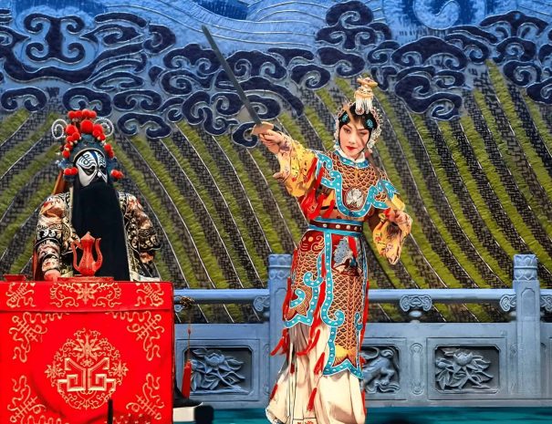 Beijing's First Teahouse-Style Peking Opera Theatre | Liyuan