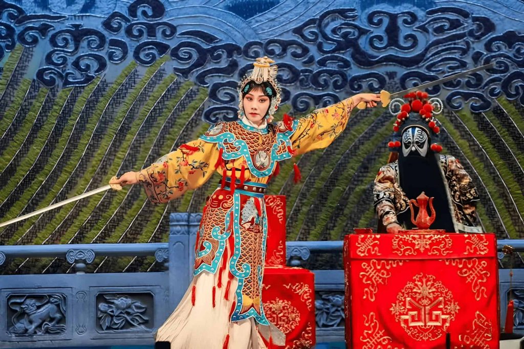베이징 최초의 찻집 스타일 경극 극장 | 리위안